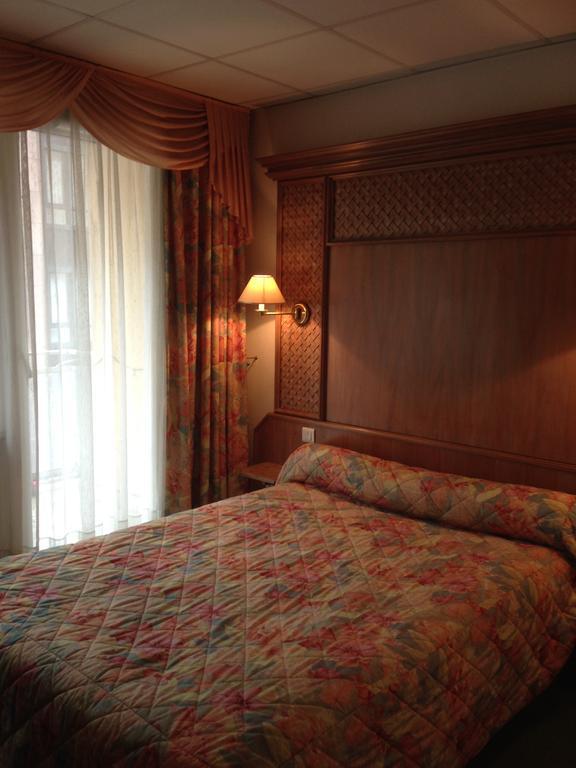 Hotel Union Sarreguemines Bagian luar foto