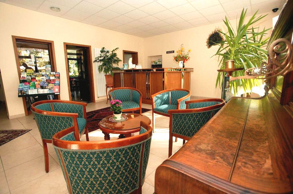 Hotel Union Sarreguemines Bagian luar foto